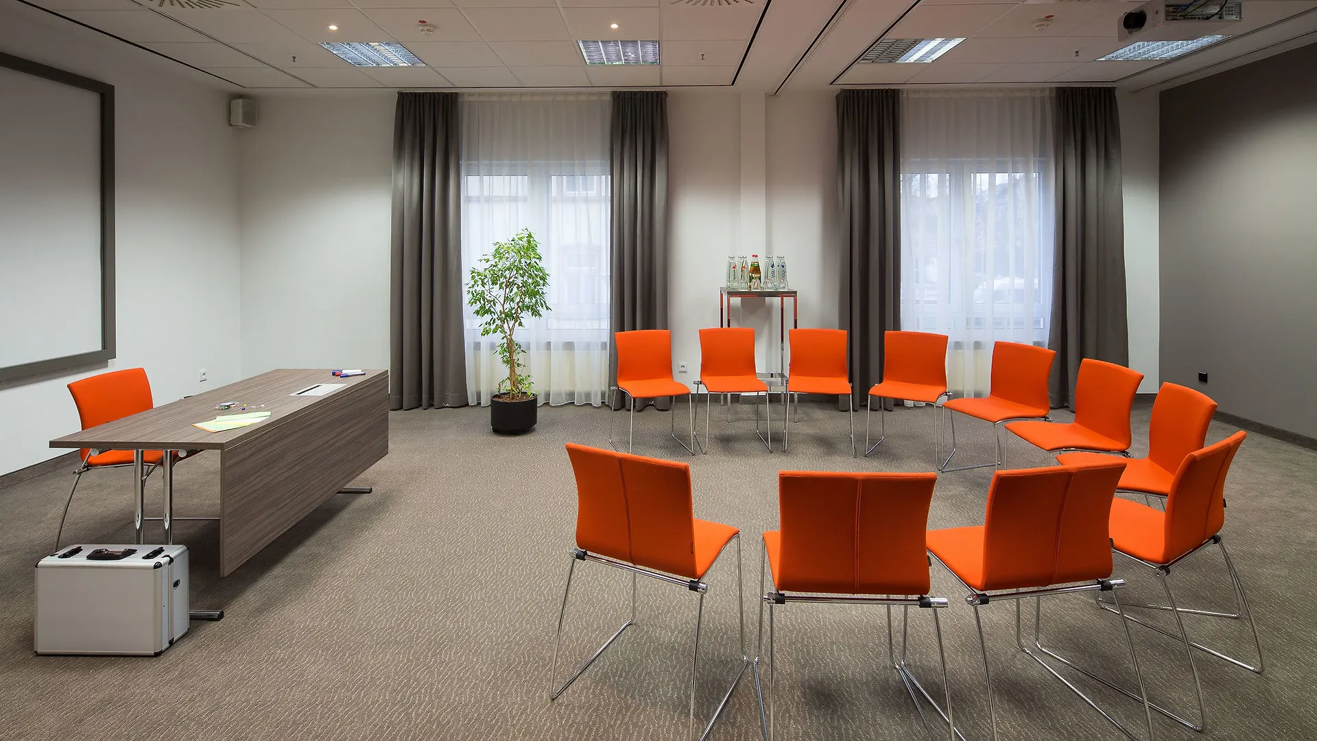 Lindner Hotel Frankfurt Hochst, Part Of Jdv By Hyatt Frankfurt am Main 4*,